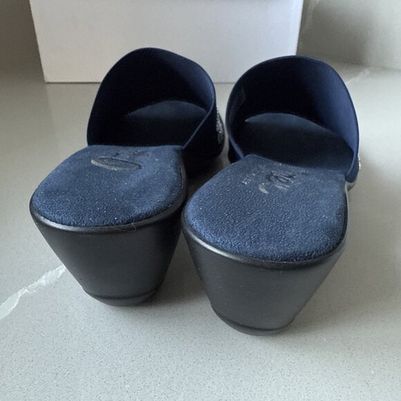 NEW IN BOX Onex Rory Sandals Size 8 Blue With Silver Rhinestones Slip On - Picture 5 of 10